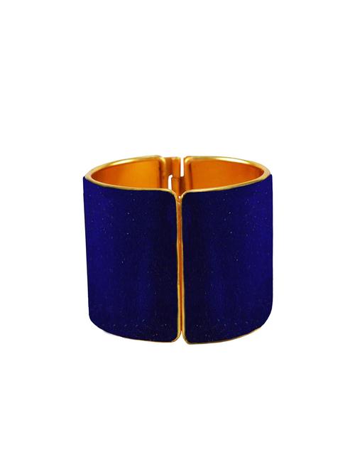 plain brass bangle - 18778628 - Very Small Image - 1