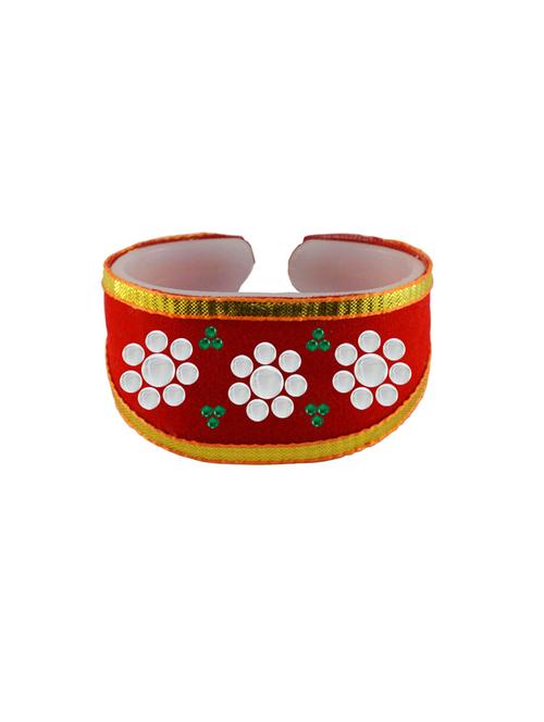 kundan studded acrylic bracelet - 18792884 - Very Small Image - 1