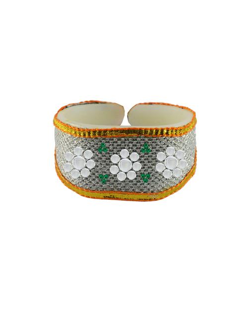 kundan studded acrylic bracelet - 18792886 - Very Small Image - 1