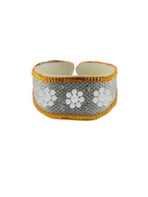 kundan studded acrylic bracelet - 18792903 - Very Small Image - 1