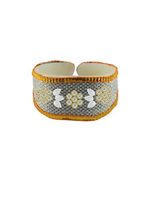 kundan studded acrylic bangles bracelet - 18792937 - Very Small Image - 1