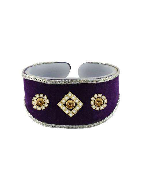 stone studded acrylic bangle bracelet - 18793047 - Very Small Image - 1