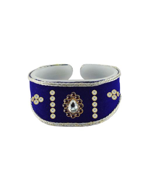 stone studded acrylic bangle bracelet - 18793059 - Very Small Image - 1