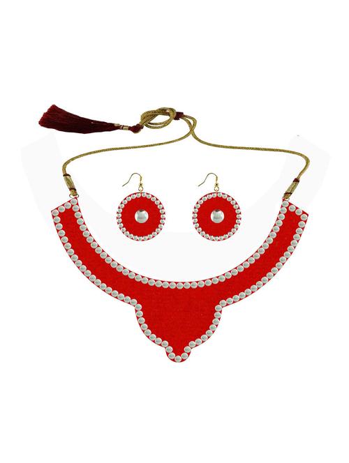 red metal necklaces and earring - 18796288 - Very Small Image - 1