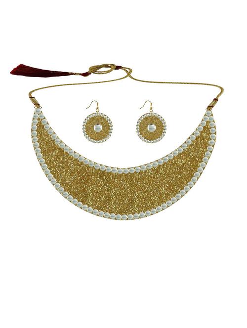gold metal necklaces and earring - 18796330 - Very Small Image - 1
