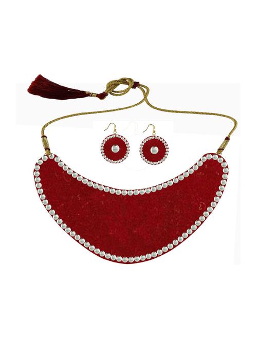 red metal necklaces and earring - 18796451 - Very Small Image - 1