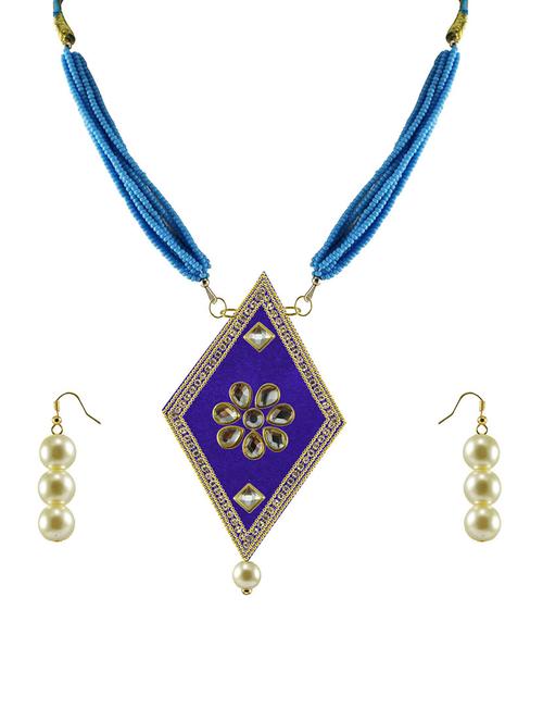 gold plated pendants and earring - 18797652 - Very Small Image - 1