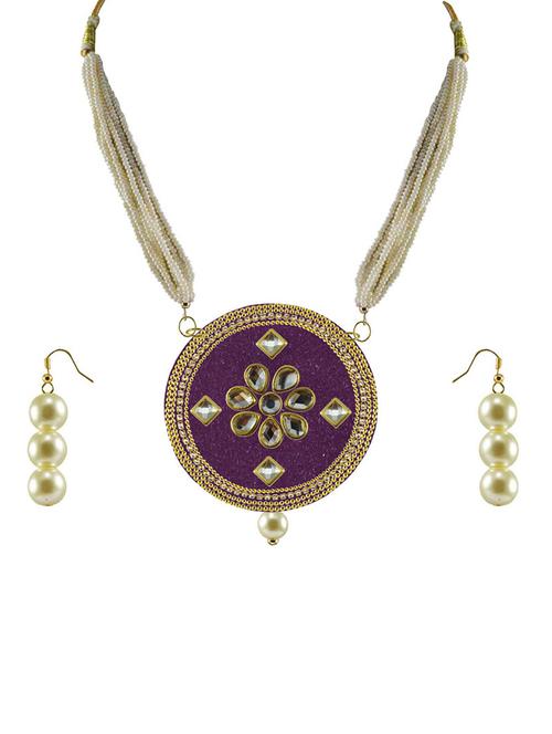 gold plated pendants and earring - 18797763 - Very Small Image - 1