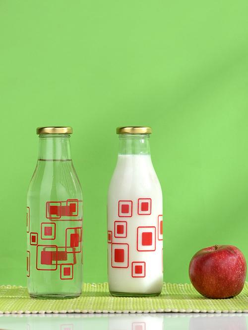 red square glass water/milk bottle, metal metal cap, 500ml, pack of 1 - 18807476 - Very Small Image - 1