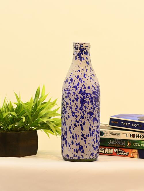 decorative bottle shape stylish flower pot vase for home - 18822993 - Very Small Image - 1