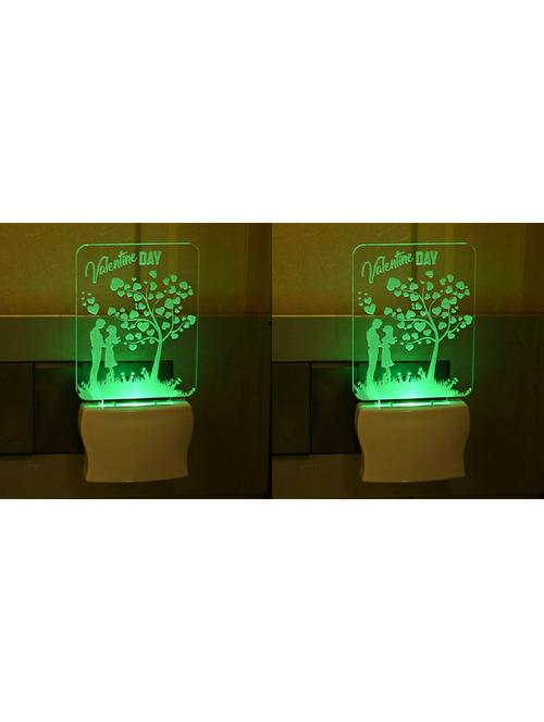 automatic light changing lamb - 18823543 - Very Small Image - 1