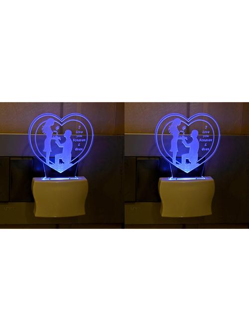 automatic light changing lamb - 18823561 - Very Small Image - 1