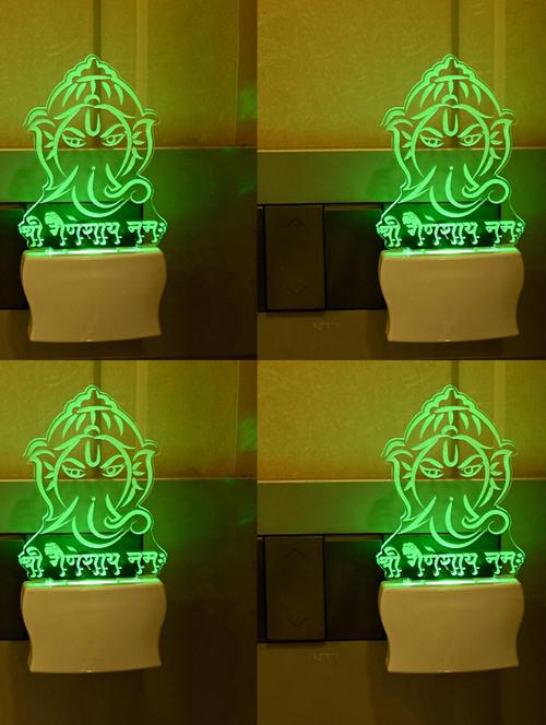 automatic light changing lamb - 18823594 - Very Small Image - 1