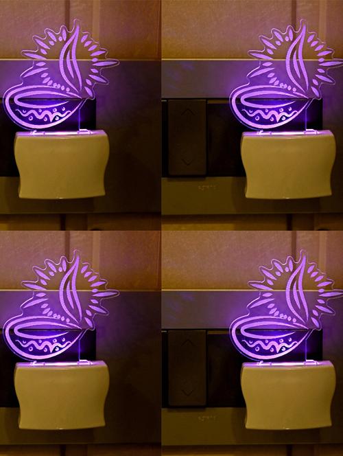 automatic light changing lamb - 18823642 - Very Small Image - 1