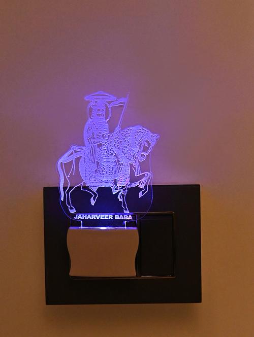 automatic light changing lamb - 18824191 - Very Small Image - 1