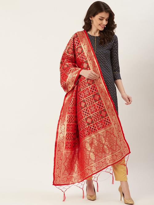 red silk blend dupatta - 18824489 - Very Small Image - 1