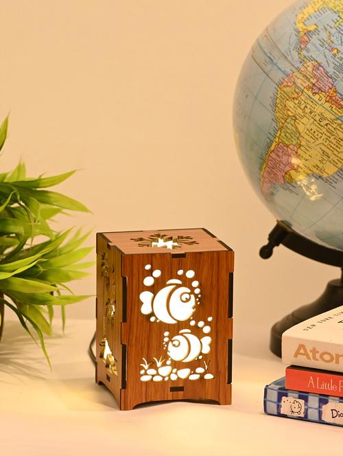 stylish and decorative led table lamp/night lamp show fishs in the box for home décor, wood, brown - 18824649 - Very Small Image - 1