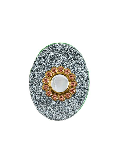 kundun stud acrylic brooch - 18826348 - Very Small Image - 1