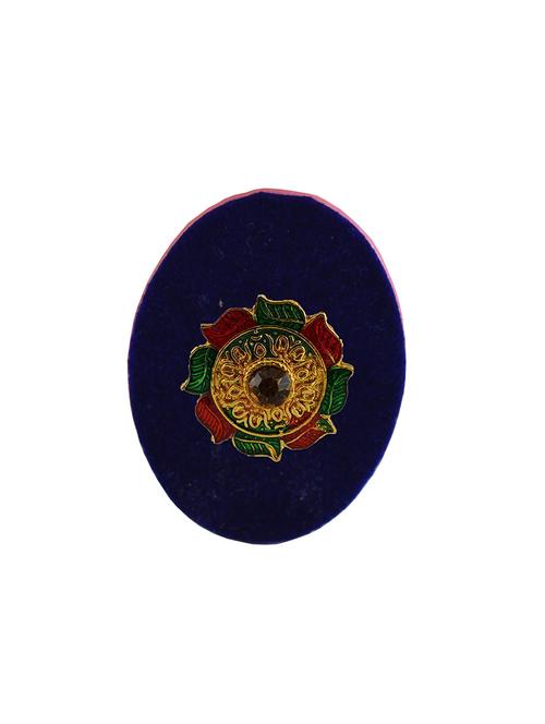 kundun stud acrylic brooch - 18826735 - Very Small Image - 1