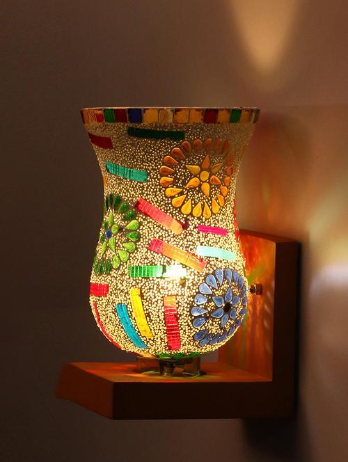 wallchiere wall lamp/ light with decorative colorful shade & stylish fitting - 18840797 - Very Small Image - 1