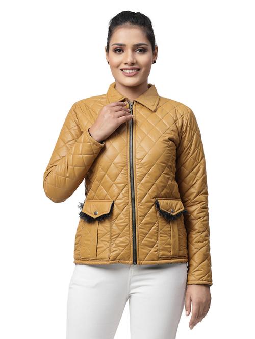 yellow jacket - 18843117 - Very Small Image - 1