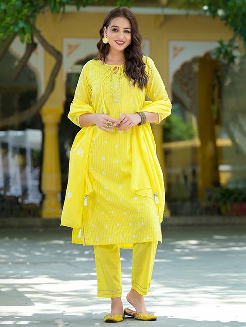 embroidered kurta pant dupatta set with dupatta - 18875691 - Very Small Image - 1