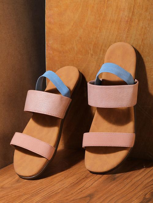 pink flat sandal - 18885929 - Very Small Image - 1