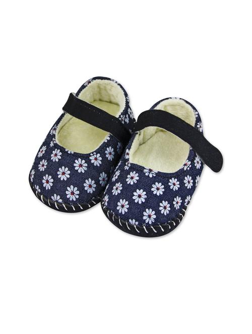 multi colored fabric booties - 18901194 - Very Small Image - 1