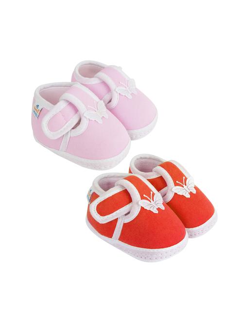 pack of 2 unisex booties - 18901829 - Very Small Image - 1
