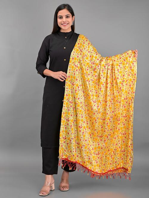 yellow dupatta - 18906631 - Very Small Image - 1
