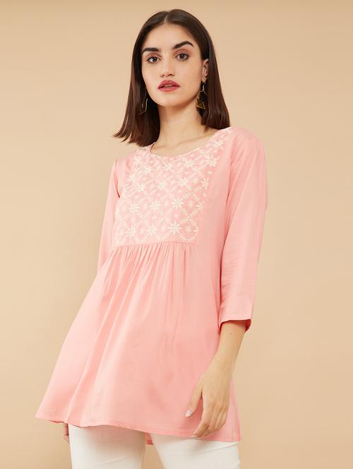 embroidered a-line kurta - 18932095 - Very Small Image - 1