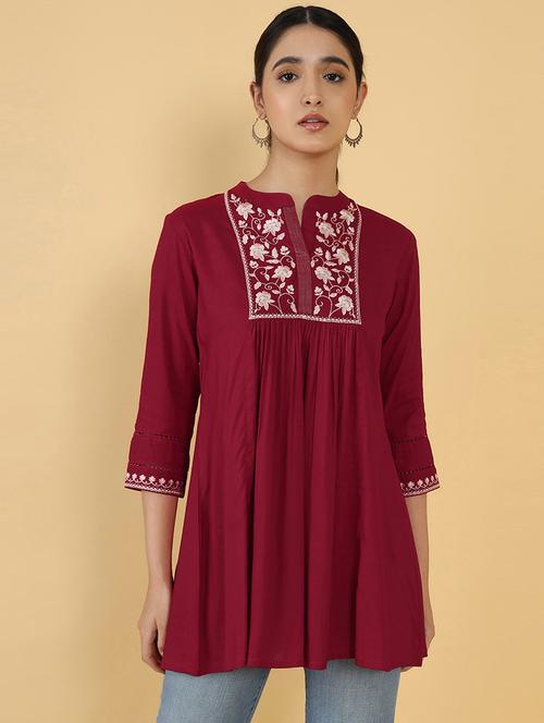 red embroidered a-line tunic - 18932451 - Very Small Image - 1