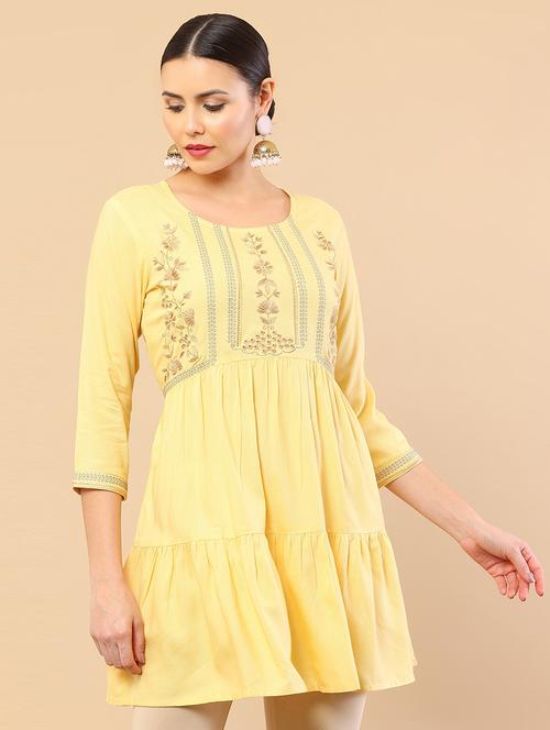 yellow embroidered a-line kurti - 18932483 - Very Small Image - 1