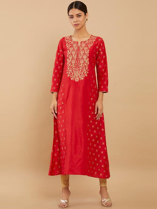 red embroidered a-line kurta - 18932543 - Very Small Image - 1