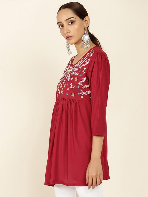 red embroidered a-line tunic - 18935354 - Very Small Image - 1