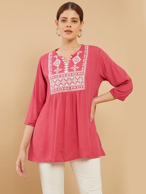 women three quarter sleeve a-line tunic - 18935376 - Very Small Image - 1