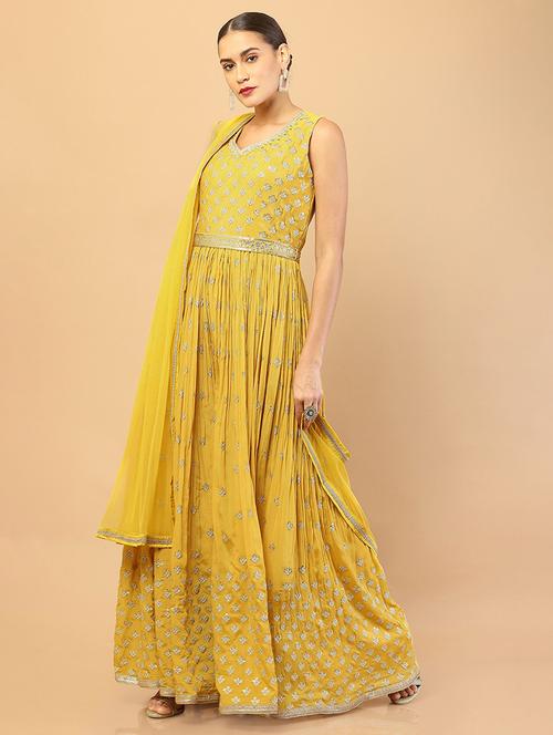 yellow embroidered georgette jumpsuit - 18935456 - Very Small Image - 1