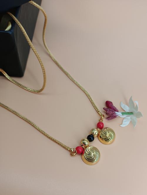 gold coloured metal mangalsutra - 18958194 - Very Small Image - 1