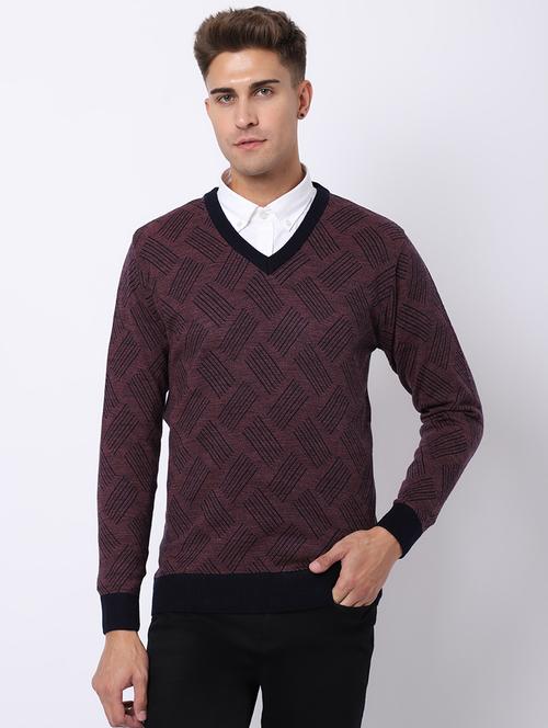 v-neck self design pullover - 18958761 - Very Small Image - 1
