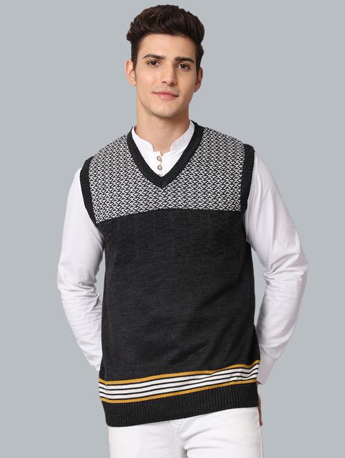 v-neck self design pullover - 18958769 - Very Small Image - 1