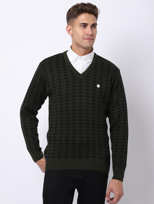 v-neck self design pullover - 18958779 - Very Small Image - 1