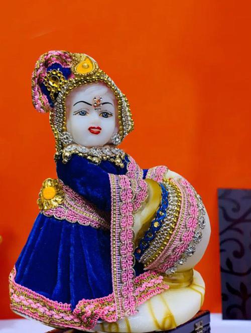 religious idol & figurine - 18960661 - Very Small Image - 1