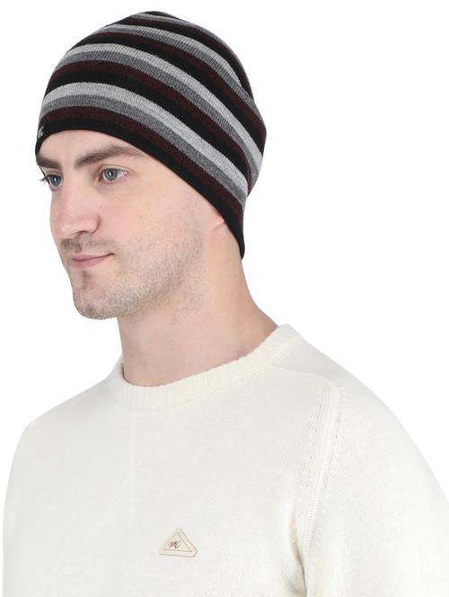 multi colored striped cap - 19089604 - Very Small Image - 1