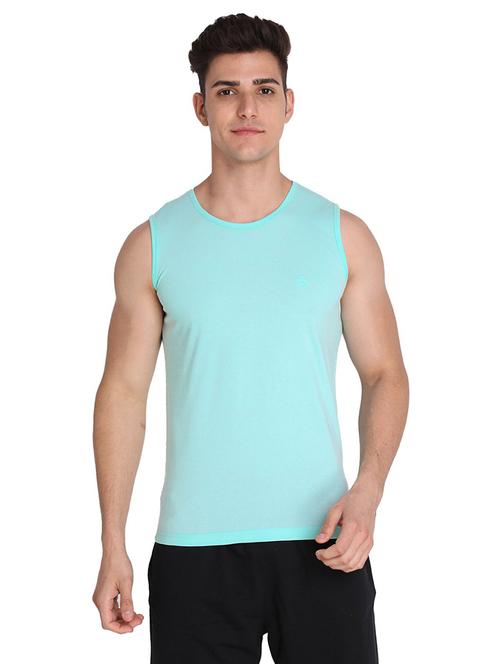 round neck solid t-shirt - 19111872 - Very Small Image - 1