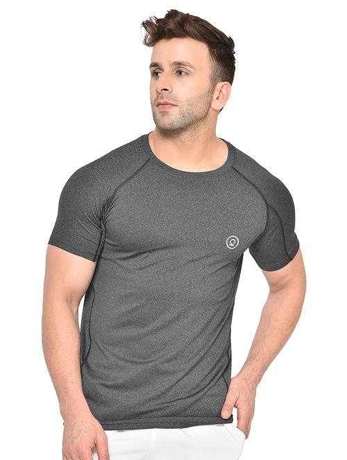 round neck solid t-shirt - 19111899 - Very Small Image - 1