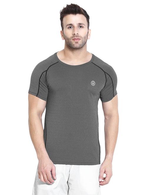 round neck solid t-shirt - 19112396 - Very Small Image - 1