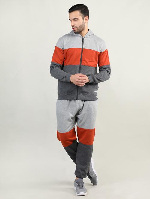 orange fleece track suit - 19113443 - Very Small Image - 1
