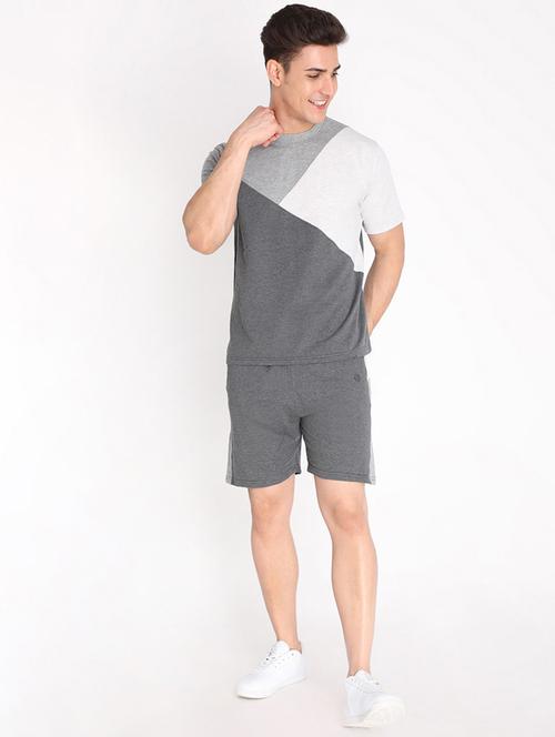 color blocked shorts set - 19113673 - Very Small Image - 1