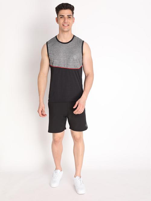 color blocked shorts set - 19113737 - Very Small Image - 1
