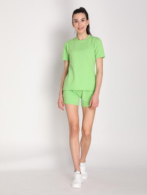 solid t-shirt with shorts set - 19114333 - Very Small Image - 1